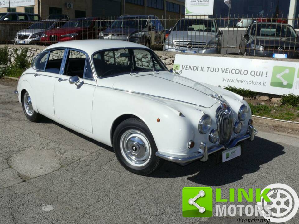 Bild 1/10 von Jaguar Mk II 3.4 (1967)