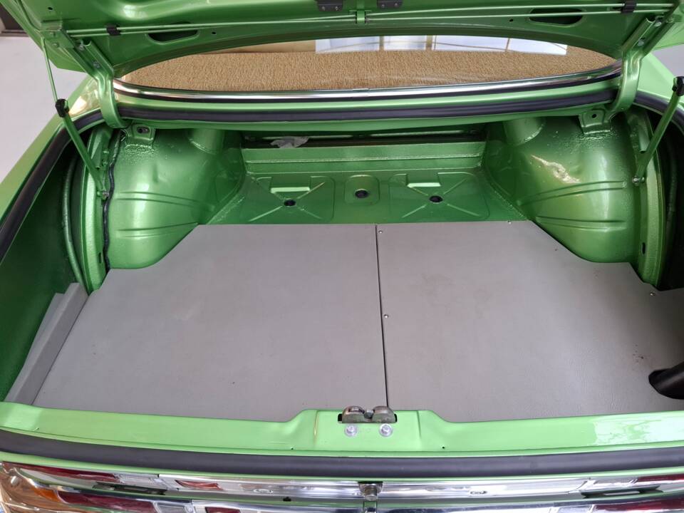 Image 26/43 of BMW 2,5 CS (1975)