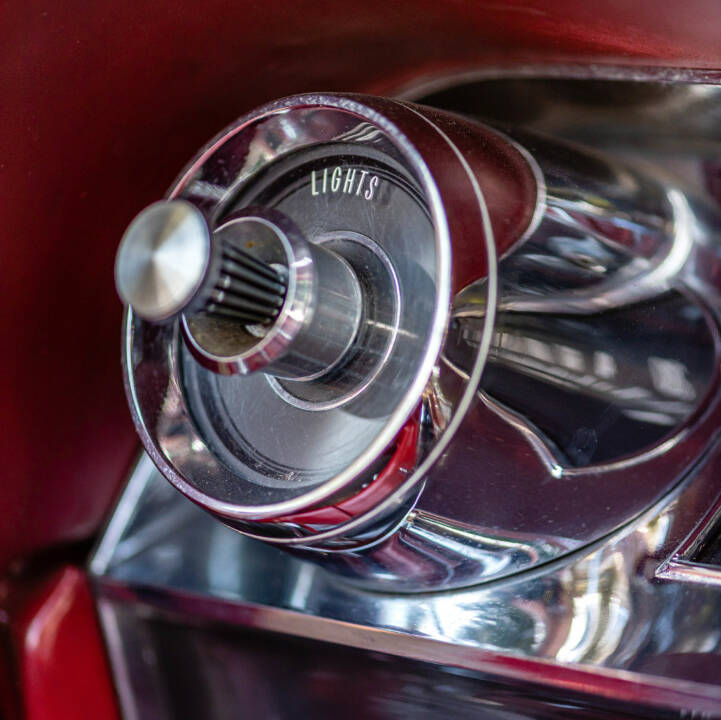 Imagen 30/44 de Cadillac Eldorado Convertible (1964)