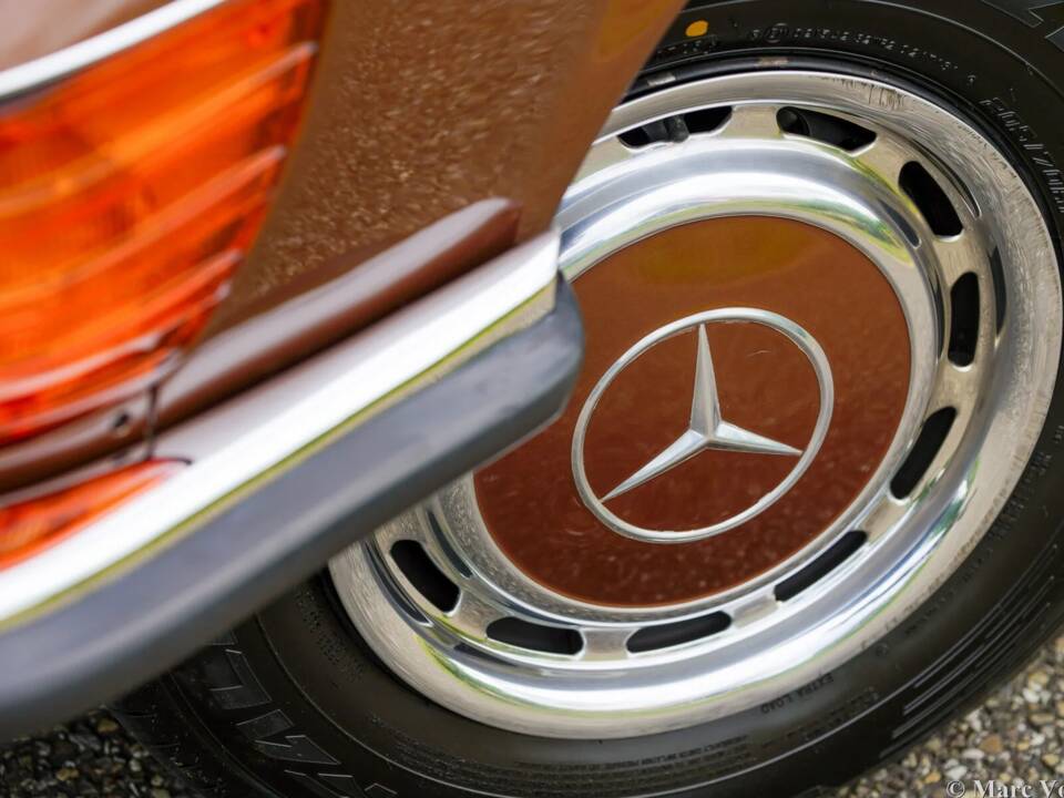 Bild 34/61 von Mercedes-Benz 450 SL (1977)