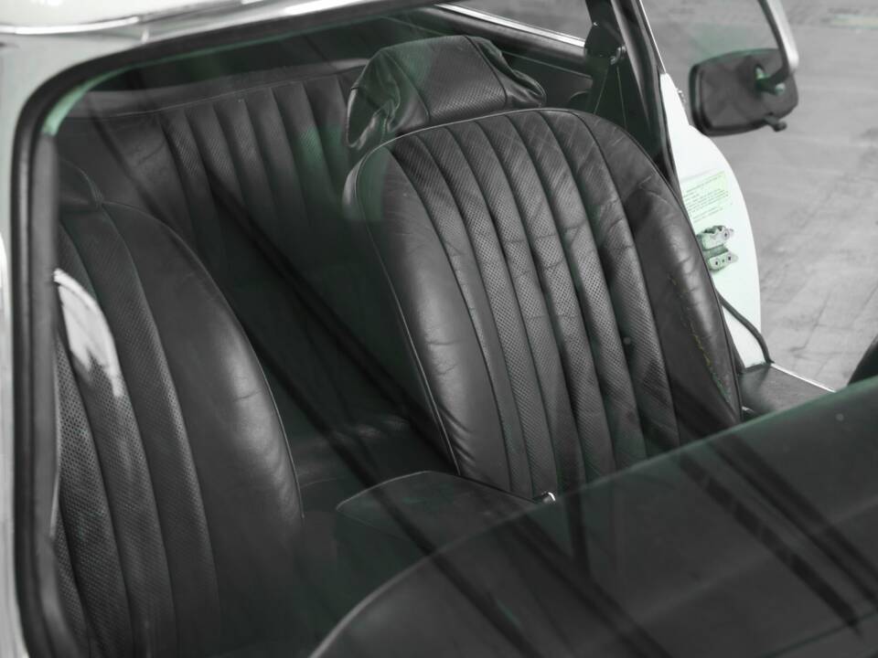 Bild 25/40 von Jaguar E-Type V12 (1972)