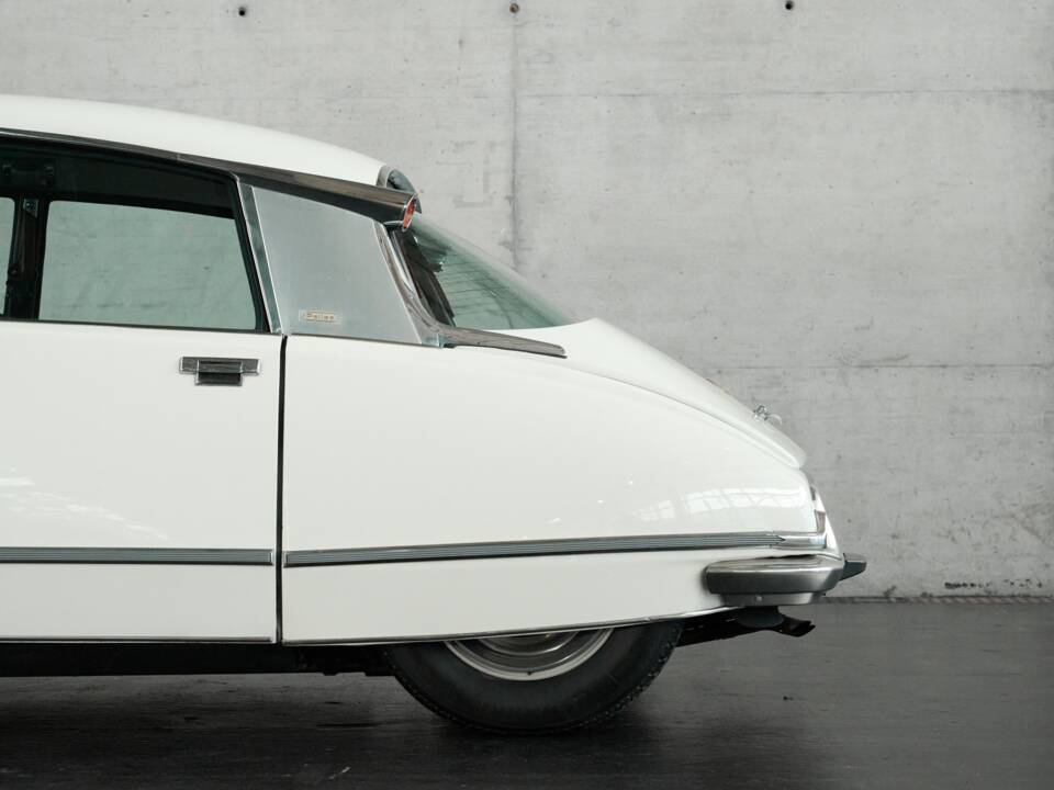 Bild 39/50 von Citroën DS 23 Pallas IE (1974)