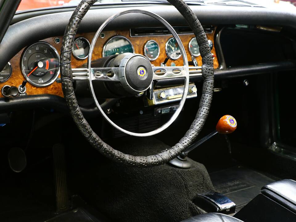 Image 18/29 of Sunbeam Alpine Mk V (1967)