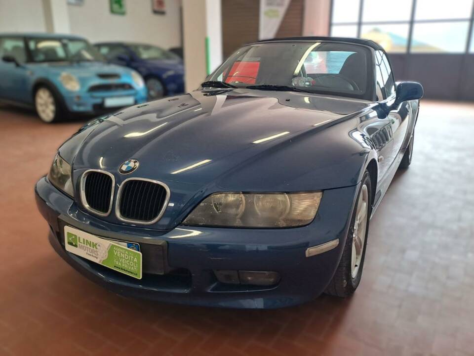 Immagine 7/22 di BMW Z3 1.9i (1999)