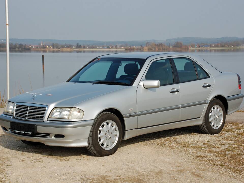 Bild 1/40 von Mercedes-Benz C 200 Kompressor (1997)