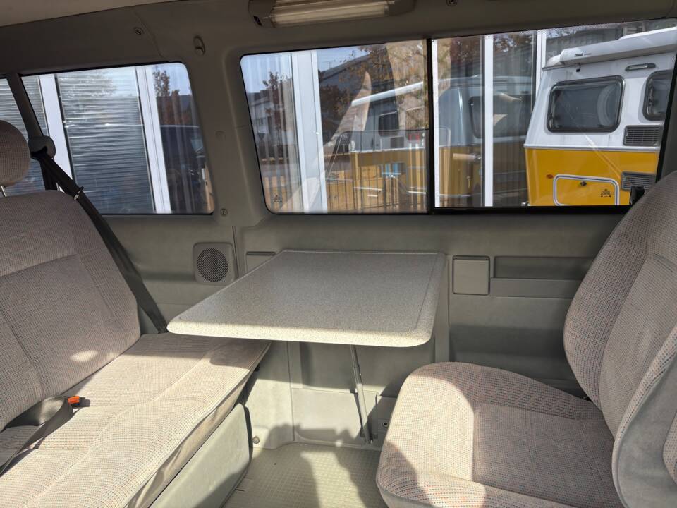 Immagine 12/14 di Volkswagen T4 Multivan 2.5 (1993)