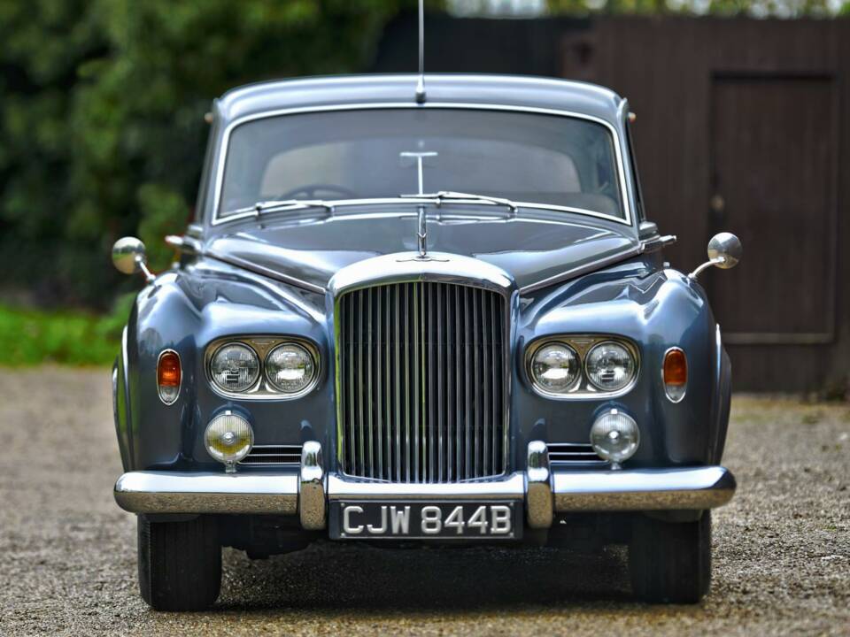 Image 4/50 of Bentley S 3 (1964)