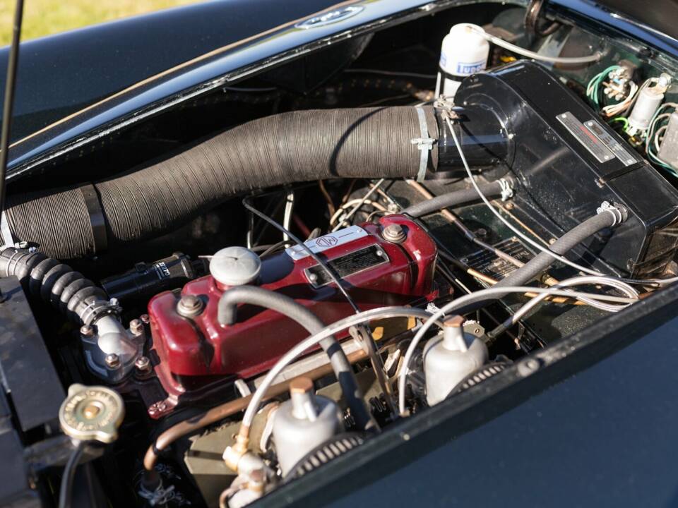 Image 27/38 of MG MGA 1500 (1958)