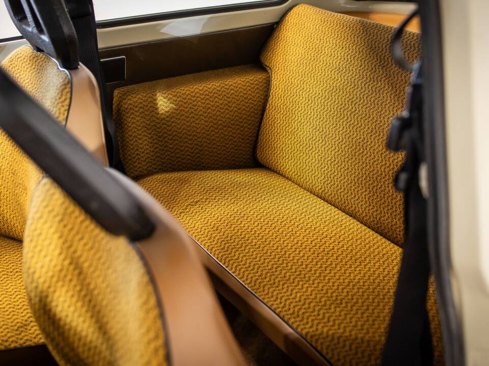 Bild 14/23 von Trabant 601 (1990)