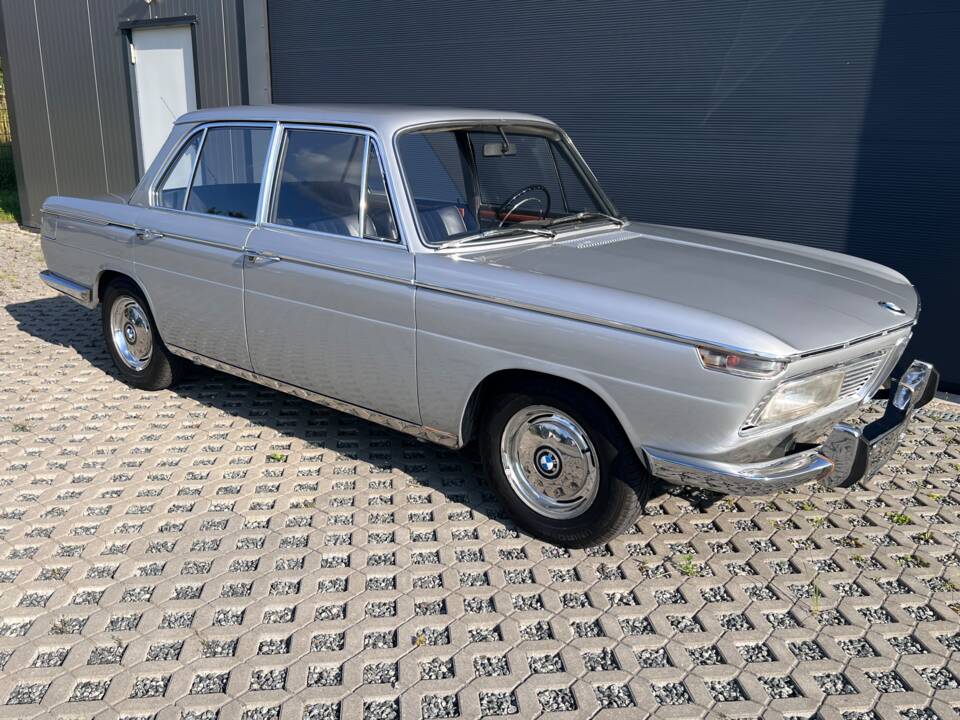 Image 29/30 of BMW 2000 tilux (1968)