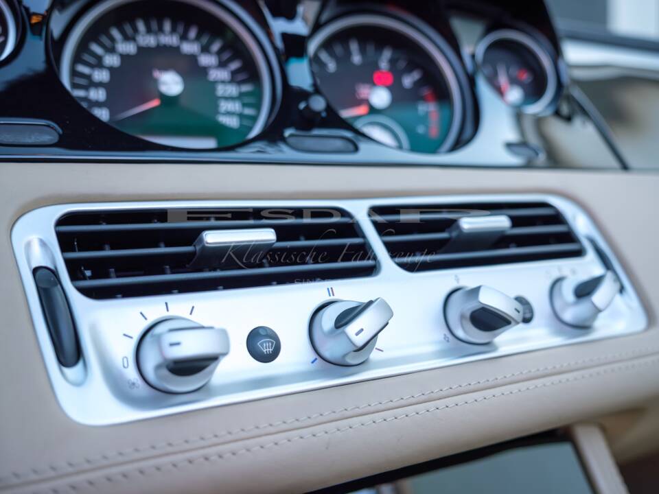 Imagen 30/30 de BMW Z8 (1999)