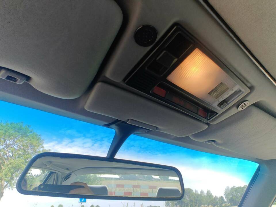 Bild 27/39 von Mercedes-Benz 420 SEL (1986)