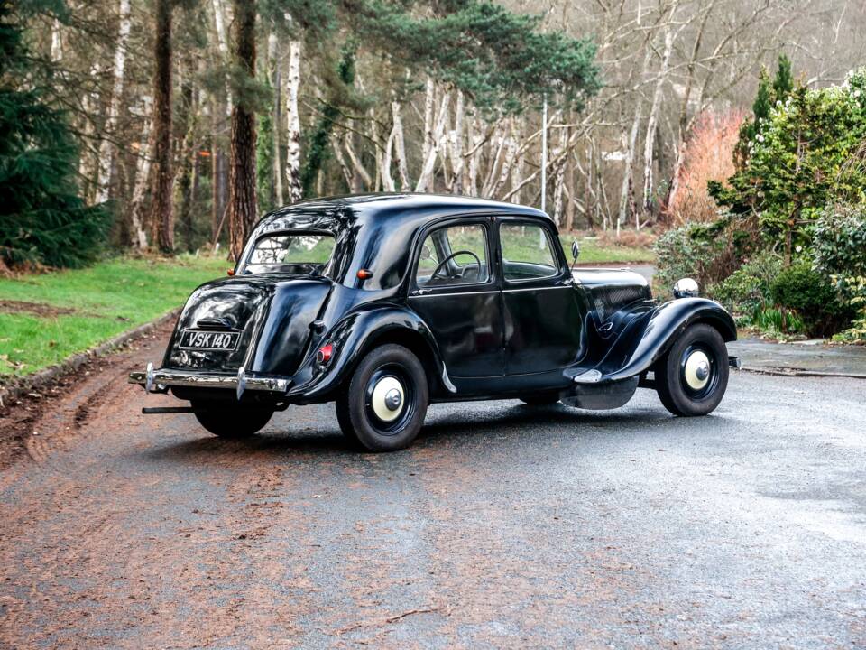 Immagine 11/37 di Citroën Traction Avant 11 BL (1955)