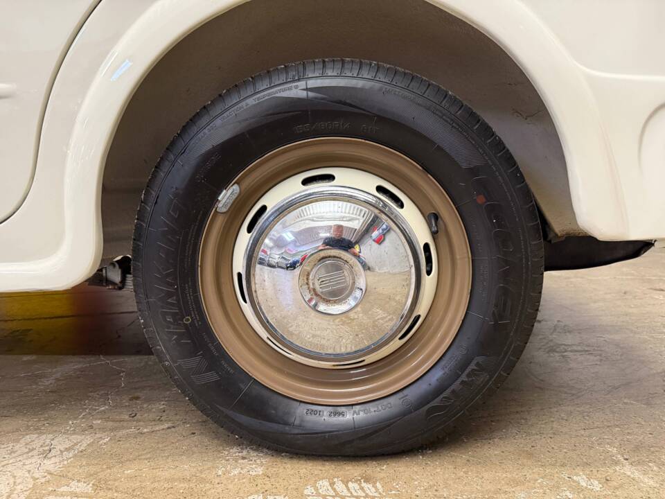 Image 11/13 of FIAT 1100-103 Familiare (1961)
