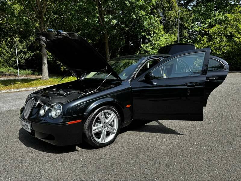 Bild 23/50 von Jaguar S-Type 4.2 V8 R (2004)