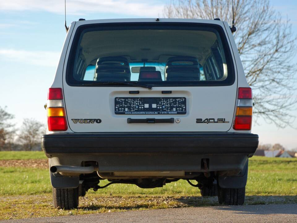 Afbeelding 8/45 van Volvo 245 GL (1991)