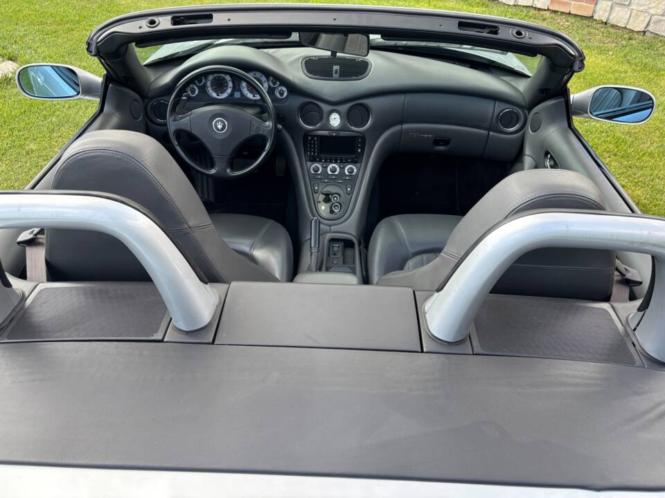 Image 13/27 of Maserati Spyder 4200 Cambiocorsa (2005)