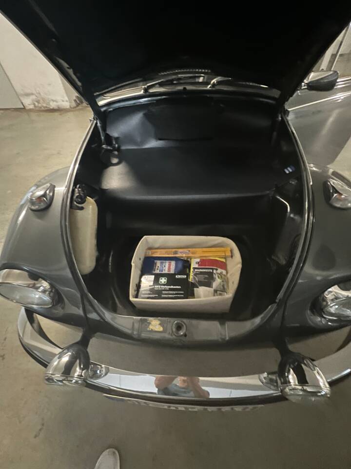 Image 23/63 of Volkswagen Beetle 1302 LS (1971)