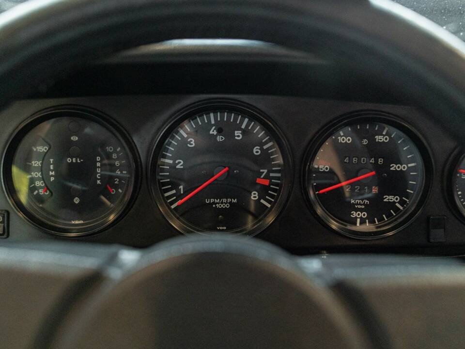 Image 42/50 of Porsche 911 Carrera 2.7 (1975)