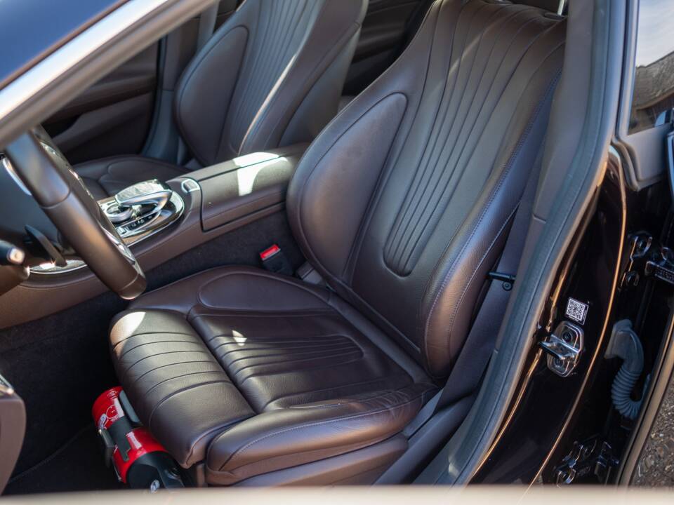 Image 37/85 of Mercedes-Benz CLS 450 4MATIC (2018)