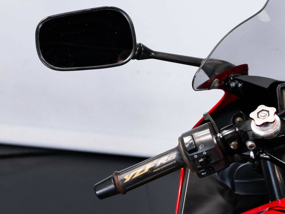 Bild 22/49 von Yamaha DUMMY (1999)