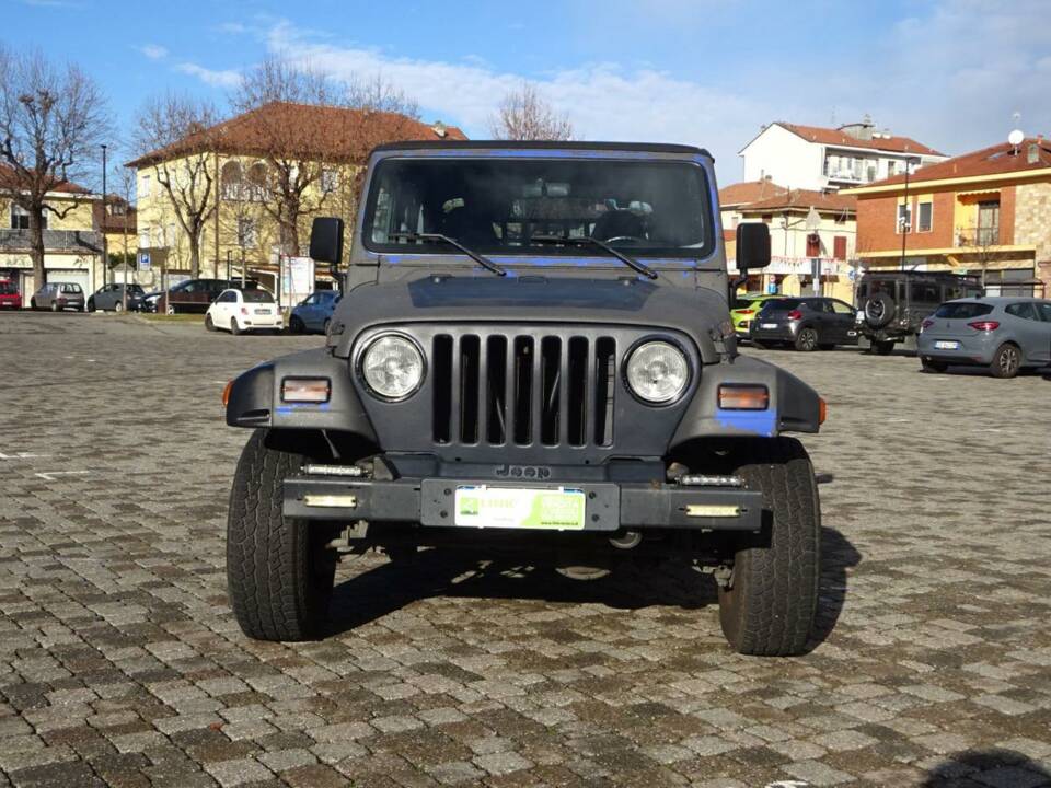 Immagine 2/42 di Jeep Wrangler SE 2.5 (1997)