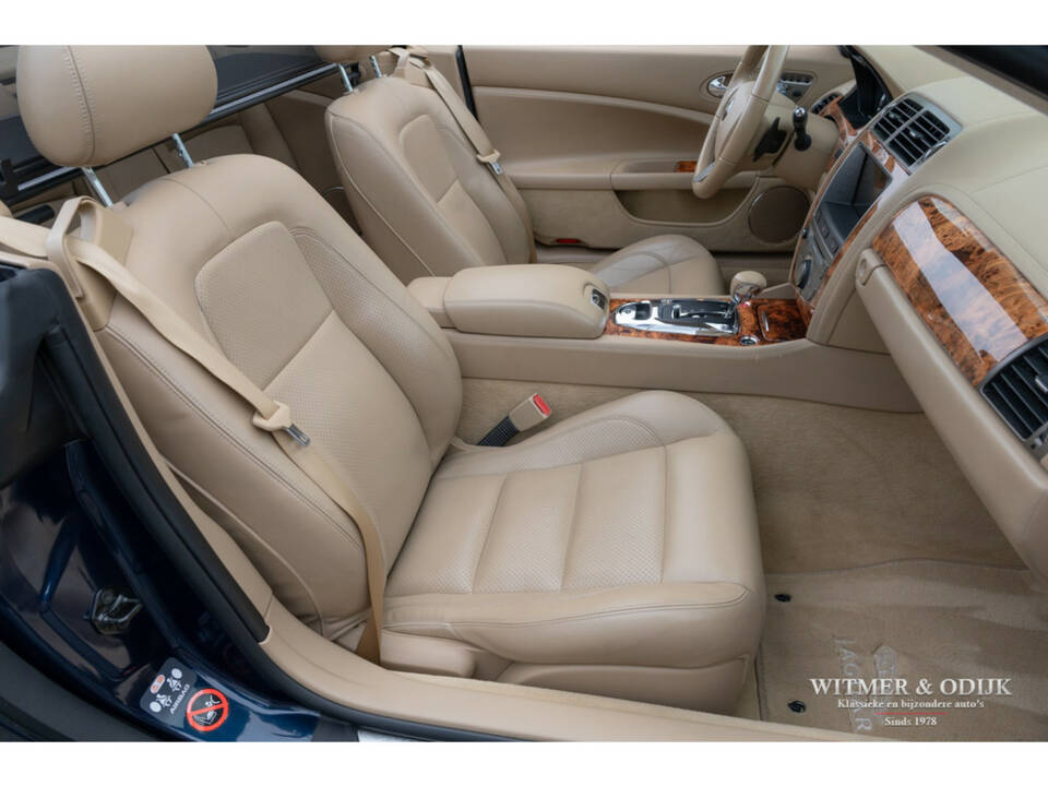Immagine 21/32 di Jaguar XK 3.5 (2010)