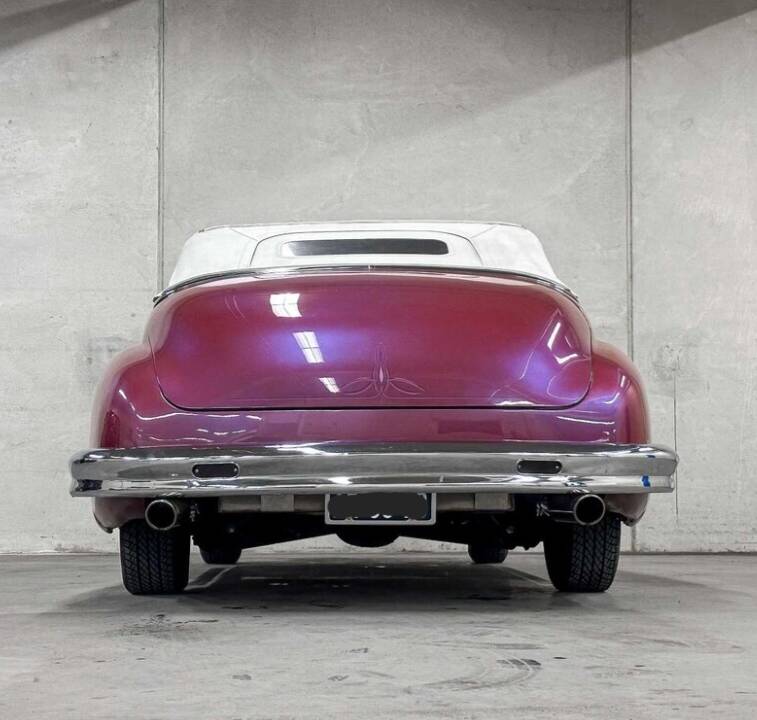 Bild 33/89 von Buick 50 Super Convertible (1947)