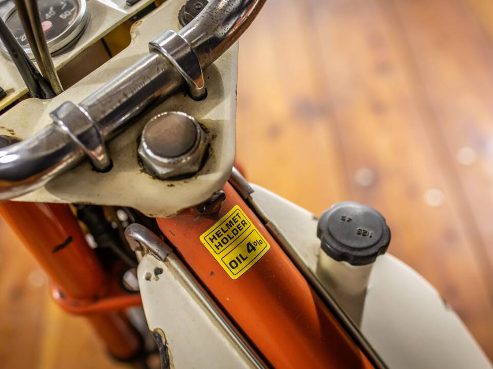 Bild 10/11 von Honda Camino (1900)