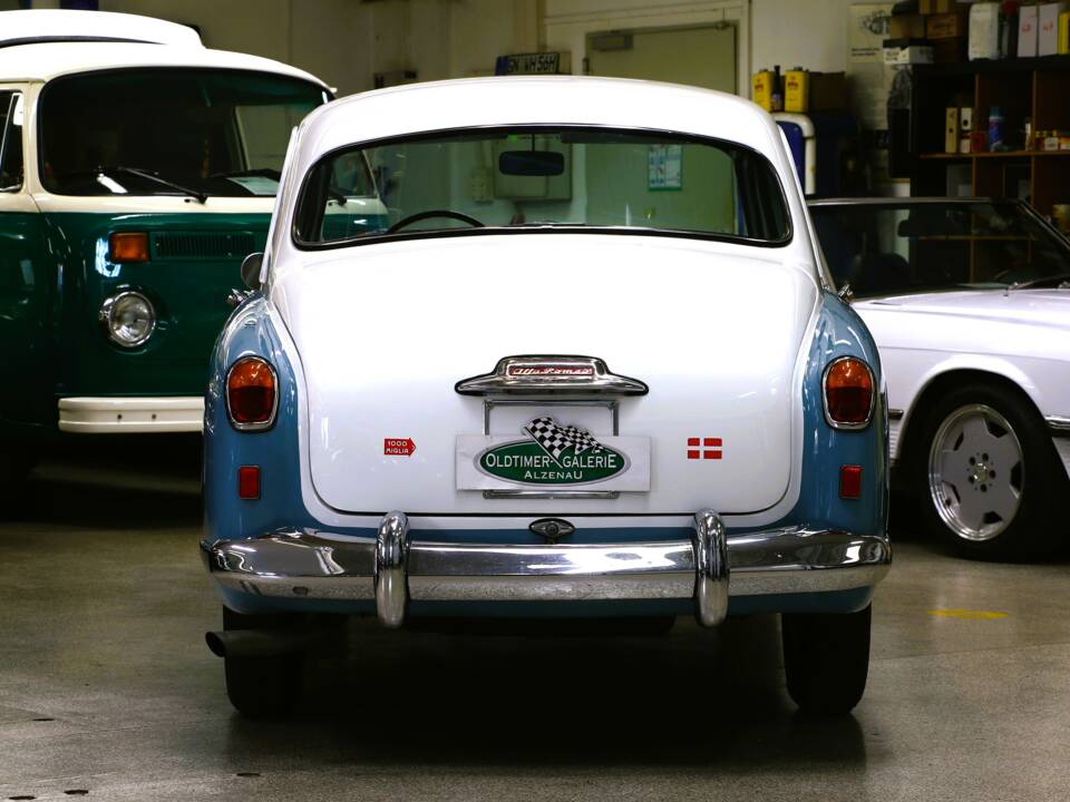 Image 7/27 of Alfa Romeo 1900 TI Super Berlina (1955)