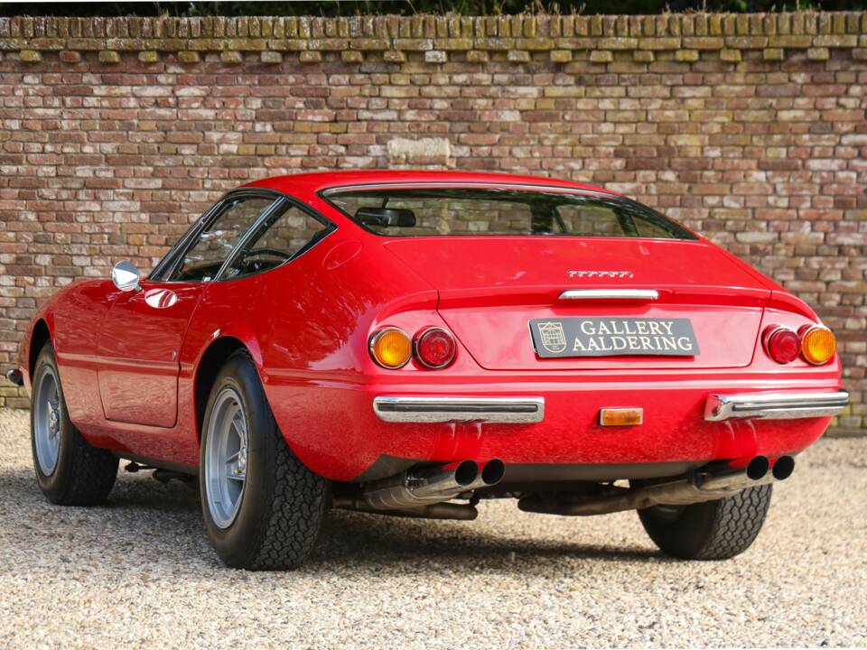 Afbeelding 45/50 van Ferrari 365 GTB/4 Daytona (1973)