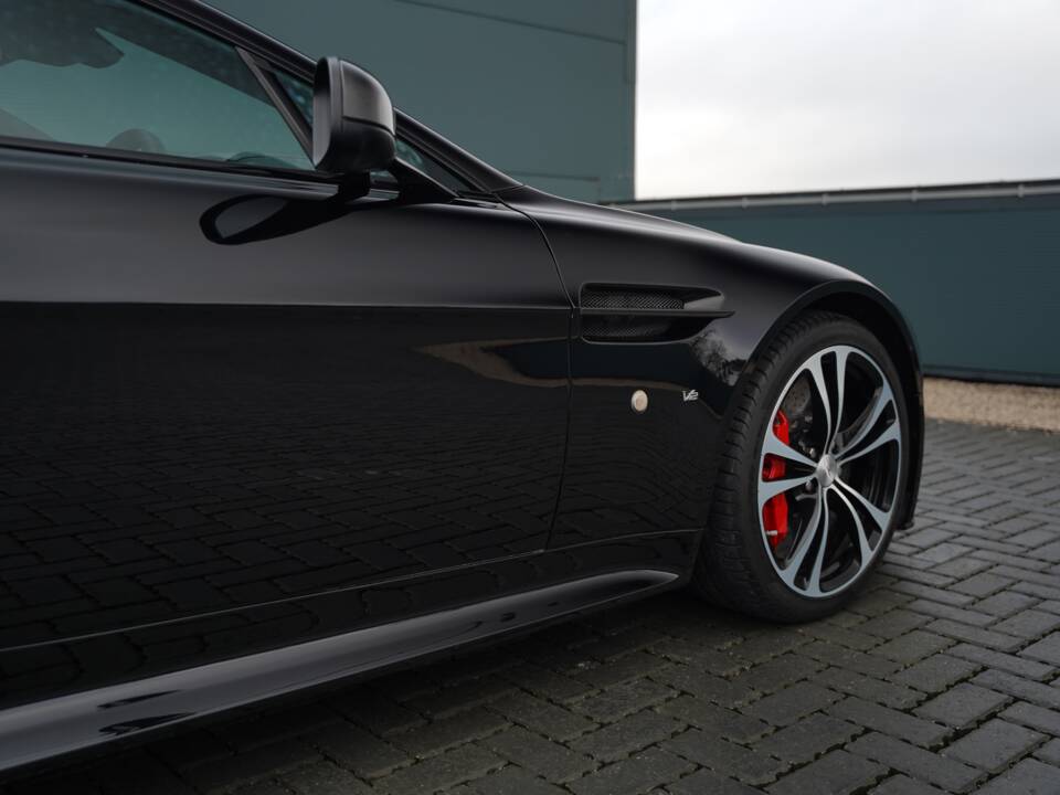 Afbeelding 47/50 van Aston Martin V12 Vantage S (2018)