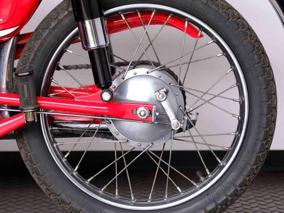 Immagine 39/61 di Moto Morini Corsaro 150 (1968)