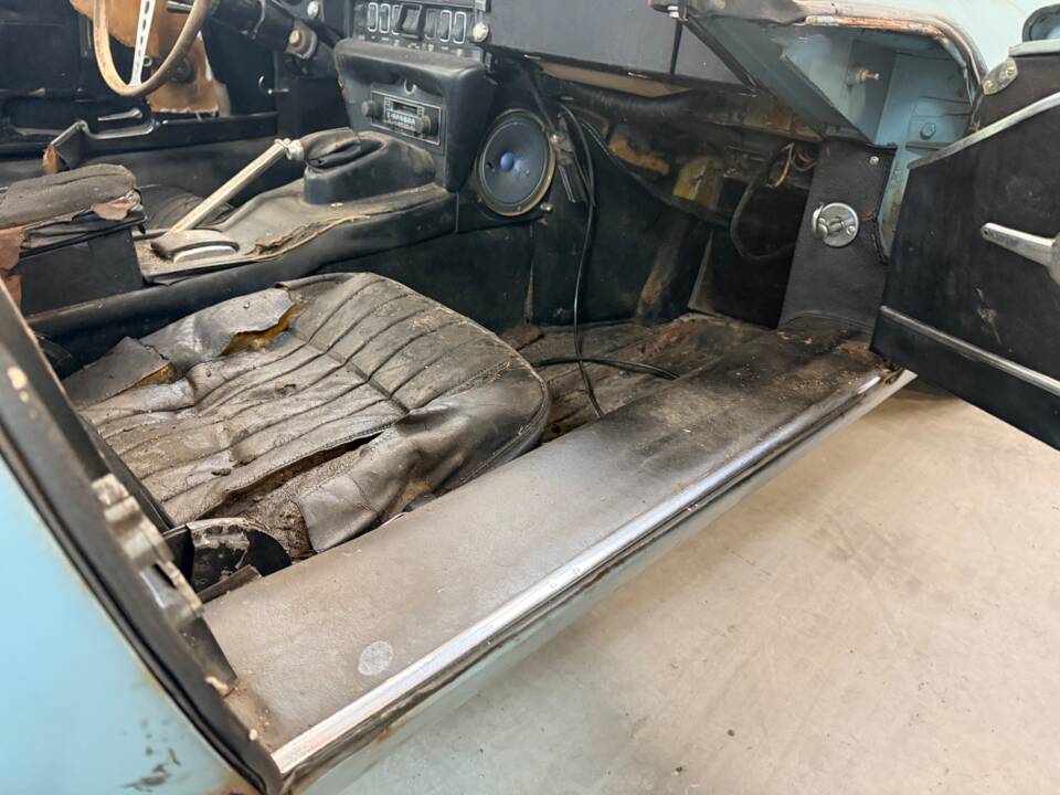 Image 26/53 de Jaguar Type E 4.2 (1967)