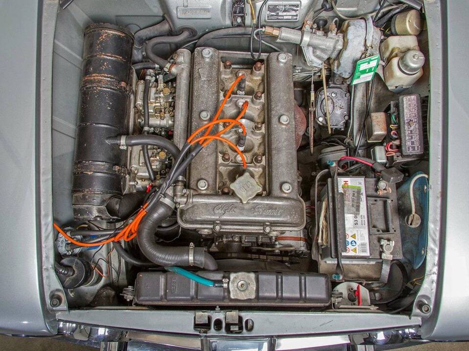 Image 23/23 of Alfa Romeo Giulia 1600 Super Biscione (1970)