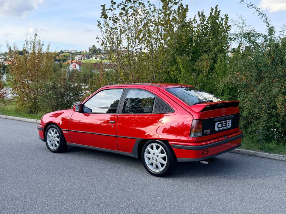 Image 27/33 of Opel Kadett 2,0i GSi 16V (1988)
