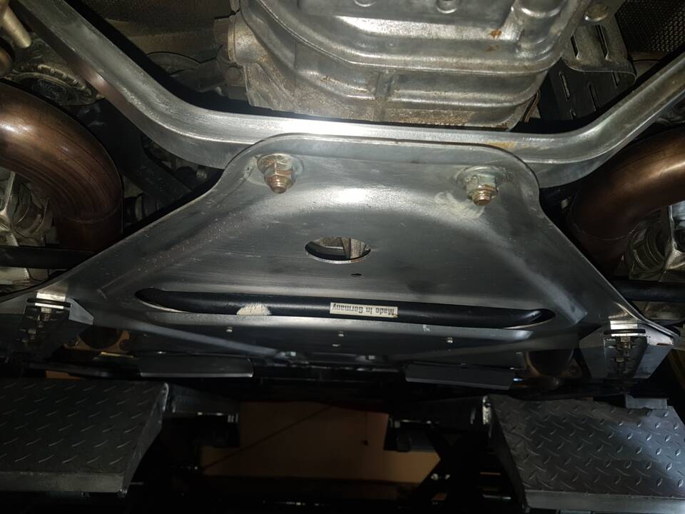 Image 21/30 of Porsche Boxster S (2000)