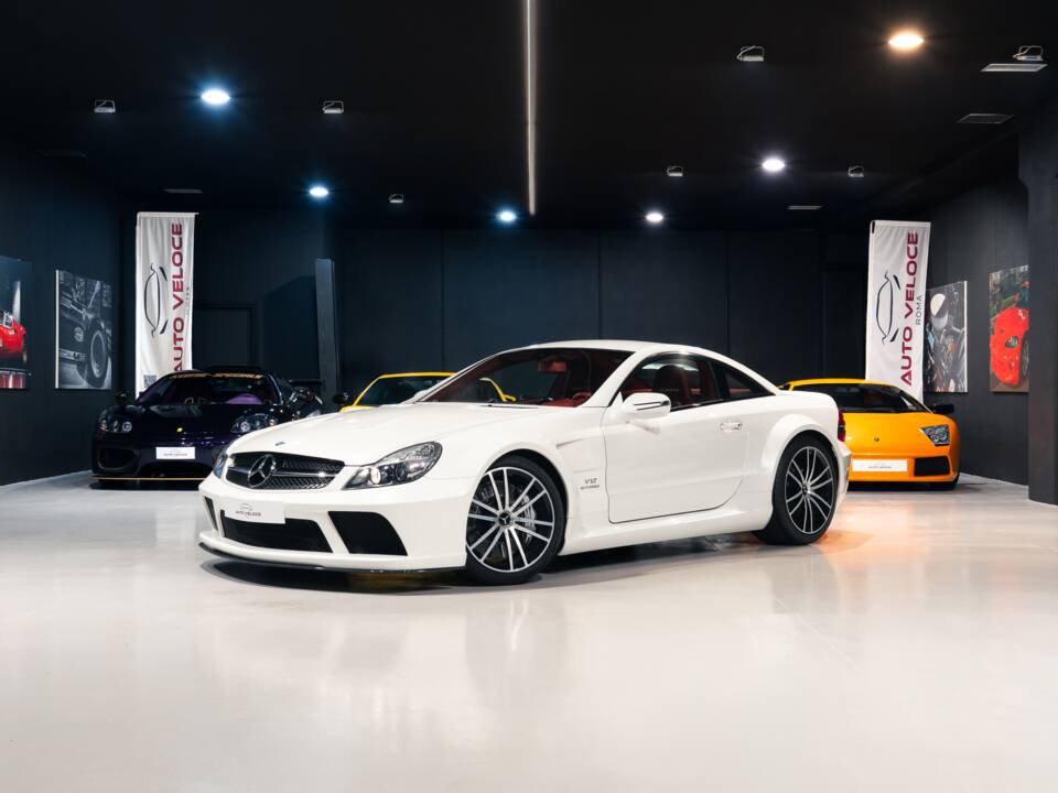 Afbeelding 1/47 van Mercedes-Benz SL 65 AMG Black Series (2010)