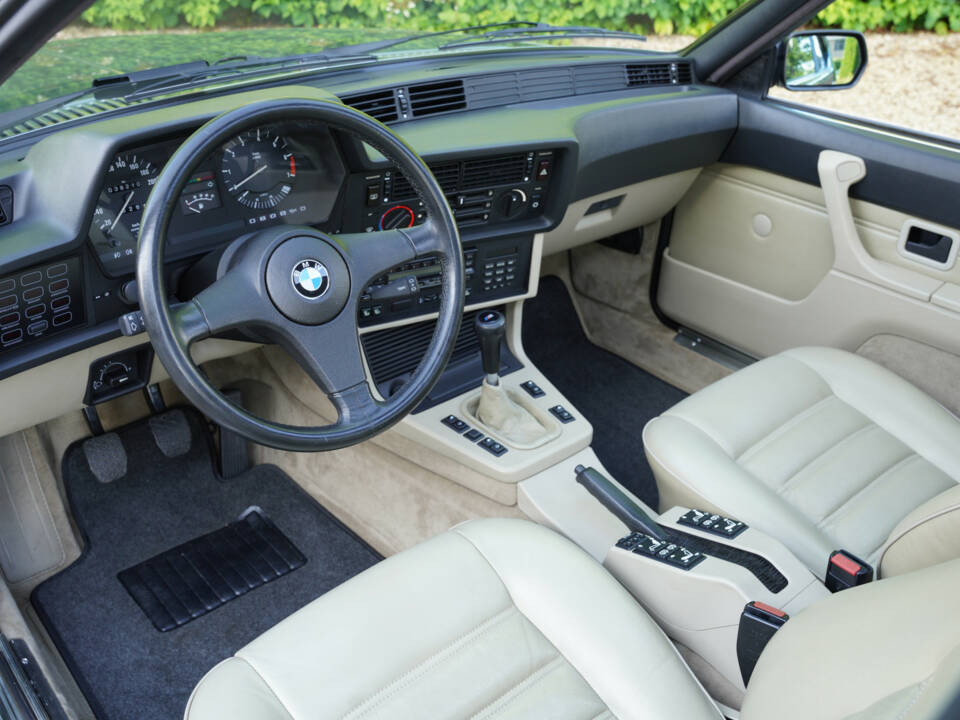 Image 46/50 of BMW 635 CSi (1986)