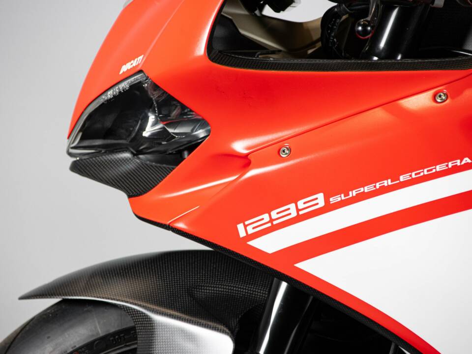 Bild 17/50 von Ducati DUMMY (2018)