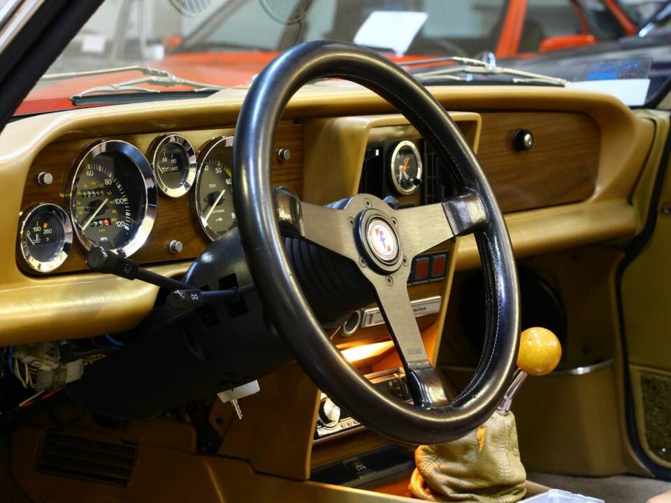 Immagine 21/27 di FIAT Dino Spider (1987)