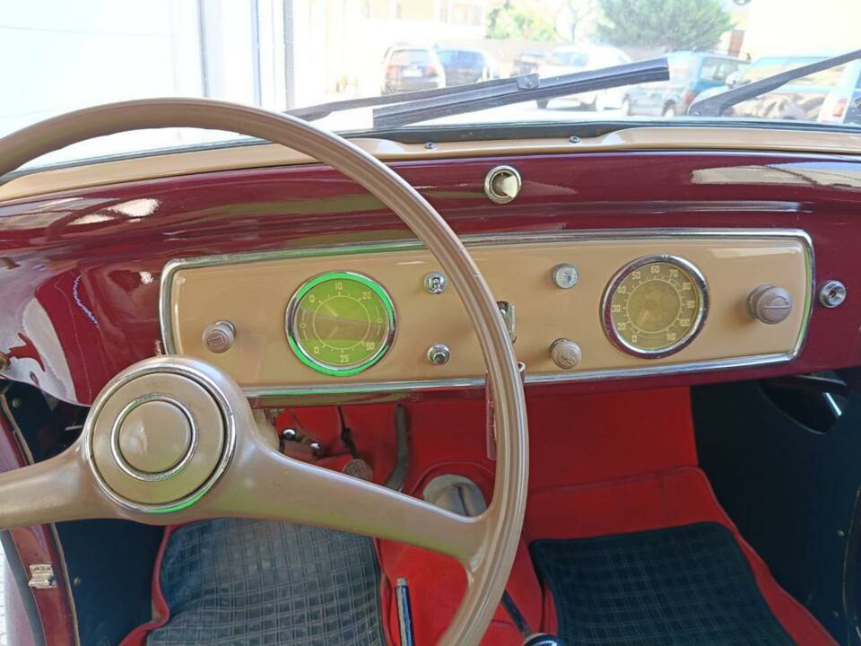 Bild 15/50 von FIAT 500 C Topolino (1951)