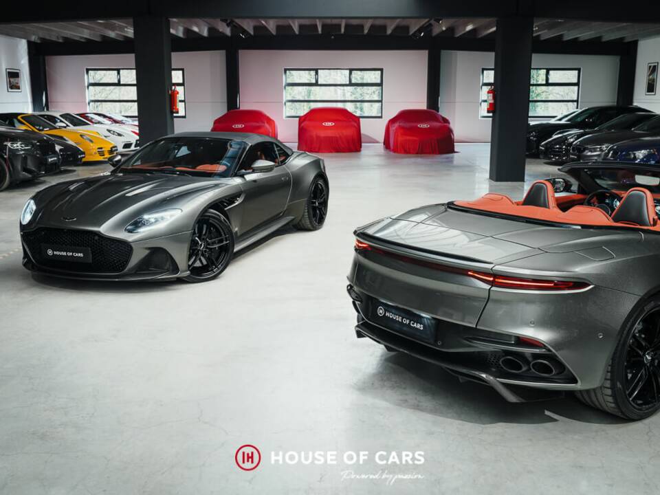 Image 1/25 of Aston Martin DBS Superleggera Volante (2020)