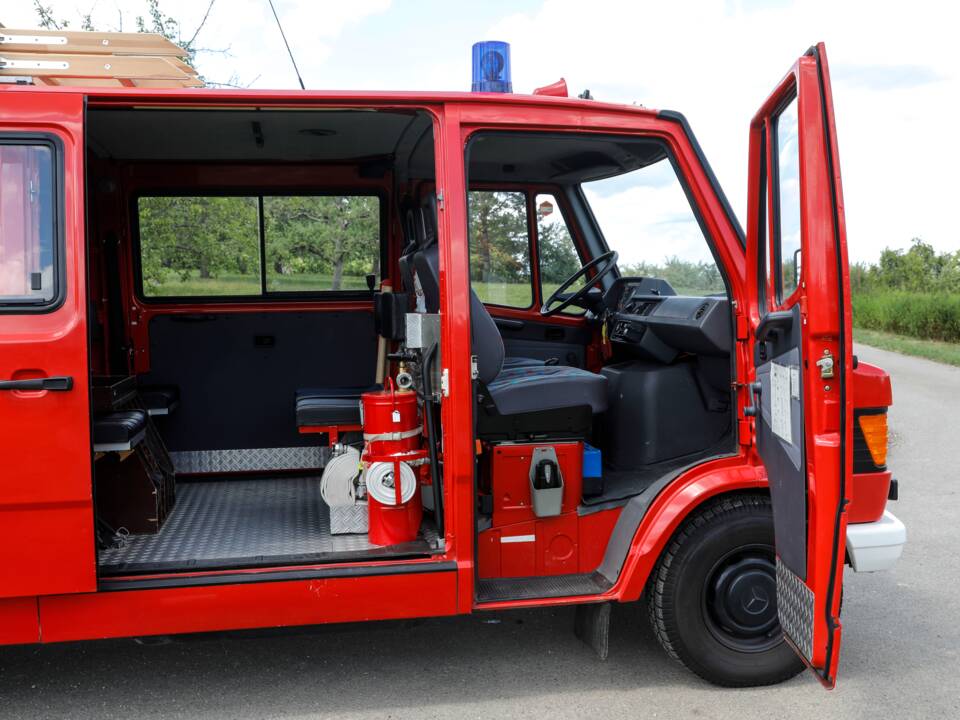 Bild 20/72 von Mercedes-Benz T1 310 (1993)