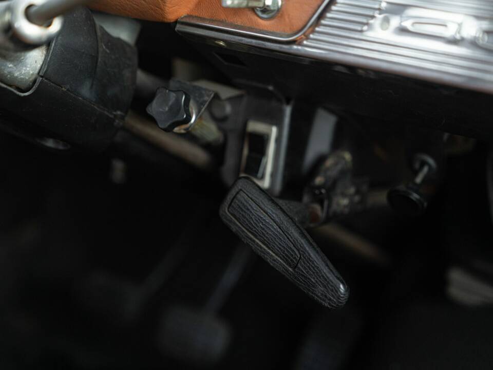 Immagine 36/50 di Peugeot 404 Familiale (1965)
