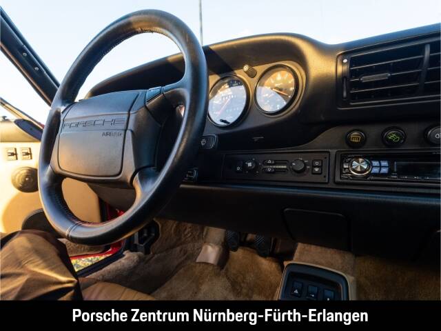 Image 33/43 of Porsche 911 Carrera 4 (1992)