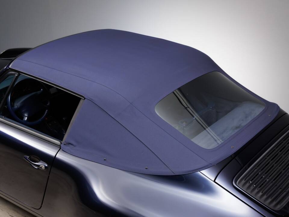 Bild 16/28 von Porsche 911 Carrera (1996)