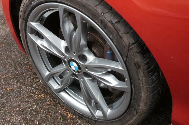 Image 15/27 of BMW M135i (2013)