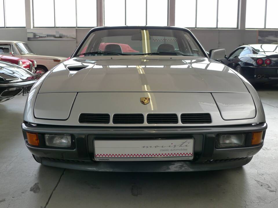 Bild 32/32 von Porsche 924 Turbo (1979)
