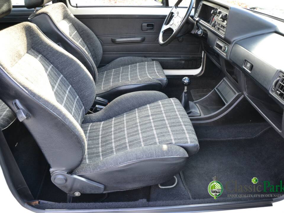 Imagen 16/50 de Volkswagen Golf Mk I 1.5 (1983)